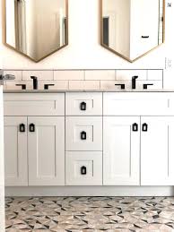 Art Deco Black And Gold Mirror This Bathroom Mixed Gold Black And White For A Modern Art Deco Look The Outcome Was Dramatic And Beautiful White Vanity Room Tiles Bathroom Farmhouse Style