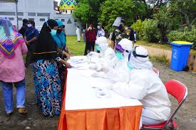 Surabaya Gelar Swab Positif Wajib Isolasi Mandiri Kebencanaan