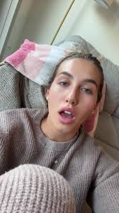 This is so stupid but anyone else?🎂🎂🎂🎂🎂🎂🎂🎂