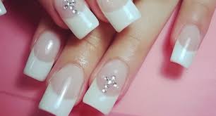 La primera puesta de uñas en color mira esta colección de uñas rojas decoradas con negro, dorado, plata, blanco, modelos de uñas. Unas Esculpidas En Palermo Precio Promocional Excelente Atencion