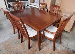 Thomasville dining chairs in red mahogany and striped seats. Thomasville Furniture Bridges 2 0 Newbridge Cherry Dining Table Chai Davisqualityfurniture