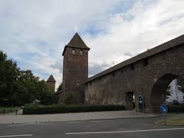 Flights, transfers, car rental, hotels, guides, shops, supermarkets, restaurants, cafe, bars, beer, casino, nightclubs, museums. Walking Worms Aktuelle 2021 Lohnt Es Sich Mit Fotos Tripadvisor