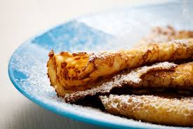 E infine, una spolverizzata di zucchero a velo! Crepes Dolci Ripiene Come Prepararle E Come Farcirle Mamma Felice