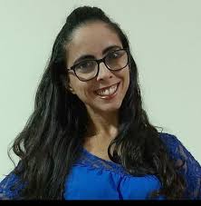 Alice Loza's Instagram, Twitter & Facebook