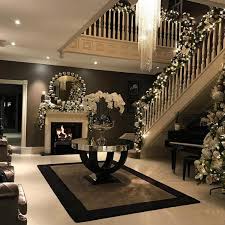 Top 27 Best Furniture Shop In Uae Luxury Christmas Decor Interior Design Career Interior Design Colleges