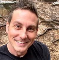 Thomas Randolph's Instagram, Twitter & Facebook