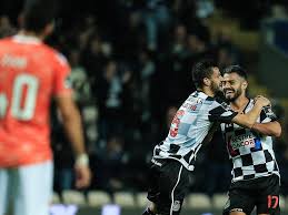 Filipe soares (moreirense) remate con la derecha muy escorado desde la derecha por bajo, junto al palo izquierdo. Boavista Moreirense 1 0 Cronica Maisfutebol