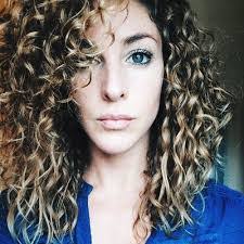 Erin Link's Instagram, Twitter & Facebook