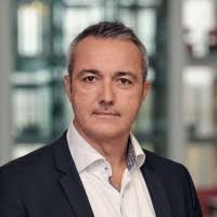 1100+ profils pour “Eric ~”