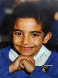 Ahmet Şimşirgil kitaplarını imzaladı