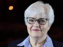 Wanda Brister's Instagram, Twitter & Facebook