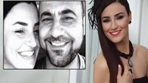 Mart ayında nişanlanan hasan şaş ve sevcan orhan, düğün hazırlıklarına başladı. Hasan Sas Ve Sevcan Orhan Evleniyor Sacitaslan Com