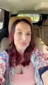 Hi all! I just wanted to introduce myself, my name is Mel and looking  forward to learning and sharing lots with all of you (mostly learning 😉)