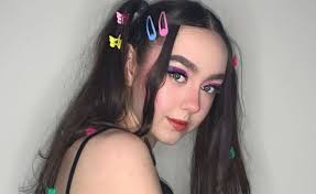 Tiktok Millionaires Therealsnowwhite Turned Classical Theatre Training Into Transformative Tiktok Videos Tubefilter After a winter storm, there's nothing more fun than building a snowy. tiktok millionaires therealsnowwhite