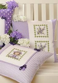 Kissen Violetta Design Gerlinde Gebert Shop Www Gebert Handarbeiten De Kissen Nahen Kissen Weihnachtskissen
