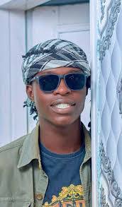 Michael Ezra's Instagram, Twitter & Facebook