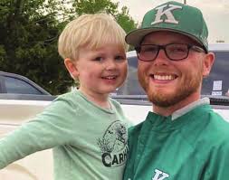 Fleeing felon opens fire