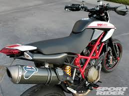 Hypermotard 1100 evo sp , streetfighter, kawasaki er6n bmw k 1200. First Ride Ducati Hypermotard 1100 Evo Evo Sp Cycle World