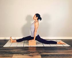 Ellen Yoga Posts Tagged Yogaprops Hip Problems Easy Yoga Workouts Yoga Poses