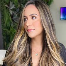 Nunca ouvi tanta besteira d Essa atriz está completamente equivocada.