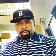 Emerson Sledge's Instagram, Twitter & Facebook