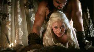 Emilia Clarke I hate my sex scenes on 'Game of Thrones' | Pulse Nigeria