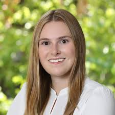 Callie Rosenthal's Instagram, Twitter & Facebook