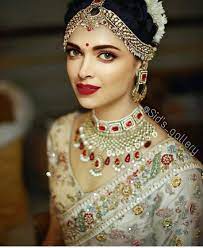 17 Cute Wedding Hairstyles Indian Deepika Padukone To Fuel Your Imagination Bridal Jewellery Indian Indian Bridal Indian Bridal Fashion