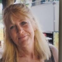 Paula Manns's Instagram, Twitter & Facebook