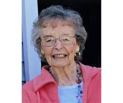 Merle Todd's Instagram, Twitter & Facebook