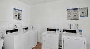 Since 1956, appliance outlet has serviced the appliance needs of broward county, florida. Book From Nz 105 Fort Lauderdale Yacht And Beach Club 416 In Fort Lauderdale Fl United States