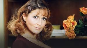 She has been married to zbigniew urbanski since april 26, 2003. Katarzyna Skrzynecka Konczy 50 Lat Jak Zmieniala Sie Aktorka Galeria Plejada Pl