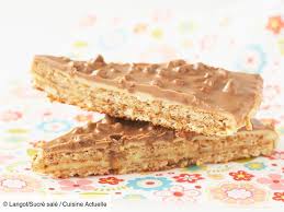 Recette Tarte Aux Daims Ingredients 6 Personnes Pour La Pate 120 G De Beurre Mou 60 G De Poudre D Amandes Dec Tarte Au Daim Recette Recette Tarte