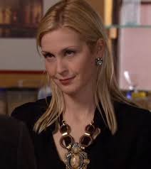 De mode van Blair en Serena was goed, maar laten we eerlijk zijn, Lily van  der Woodsen kon zowel B & S als een tussendoortje 's ochtends opeten. :  r/GossipGirl