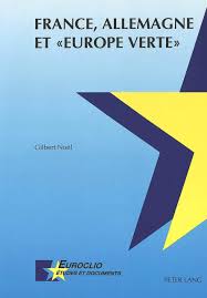 À deux minutes du coup d'envoi du choc entre la france et l'allemagne à munich, un parachutiste, activiste de greenpeace, s'est invité sur la pelouse de la football arena ! France Allemagne Et Europe Verte Euroclio Etudes Et Documents Studies And Documents Band 7 Amazon De Noel Gilbert Fremdsprachige Bucher