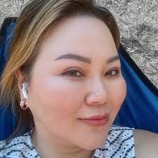 Will my dog notice me hiding in plain sight? 👀