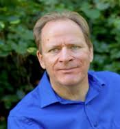 CUBA GUERRA HIBRIDA: En auge el negocio de la democracia en Cuba*