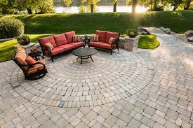 From grand patios and tiered walls to driveways and walk ways, barkman concrete offers something for every style. Roman Circle Barkman Concrete Winnipeg Greenhouses And Garden Centre Barkman Concrete Winnipeg Manitoba Ron Paul Garden Centre