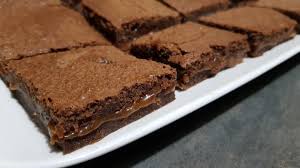 Brownie Chocolat Et Caramel Au Beurre Sale Qui Lechera La Cuillere Recette Brownie Chocolat Faire Fondre Du Chocolat Caramel Au Beurre