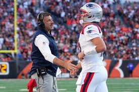 Patriots rookie left tackle Will Campbell to miss 'a couple of weeks' with  knee injury - The Athletic