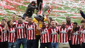 Entdecke rezepte, einrichtungsideen, stilinterpretationen und andere ideen zum ausprobieren. El Atletico De Madrid Recoge El Trofeo De Liga En El Wanda