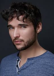 David Novinski's Instagram, Twitter & Facebook