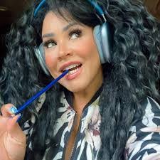 Eridania Abreu's Instagram, Twitter & Facebook