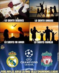 La nueva pelota de la champions league hoy comienza la fase de grupos del certamen más importante del mundo a nivel de clubes y estrenará balón de fútbol de la uefa champions league adidas finale league. The Best Memes From The Champions League Final Foto 20 De 23 Marca English