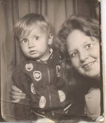 Found this old photo circa 1968/9 of the Young Covenanters...hope it may  bring back some memories...I'm 5 from left