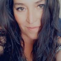 Amber Ballou's Instagram, Twitter & Facebook