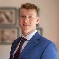 Bruce Dingle's Instagram, Twitter & Facebook