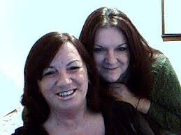 Delores Maynard's Instagram, Twitter & Facebook