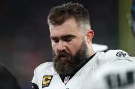 Jason Kelce retirement ke baare mein: "Maine purposely kuchh announce nahin  kiya, media mein leak hone ke baad bhi. Mujhe nahin lagta ki uss tarah ke  game ke baad aap woh decision
