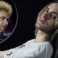 Benito cerati (26 de noviembre de 1993) y lisa cerati (2 de mayo de 1996). Benito Cerati Sono Que Su Padre Le Daba Un Mensaje Y Lo Compartio En Las Redes